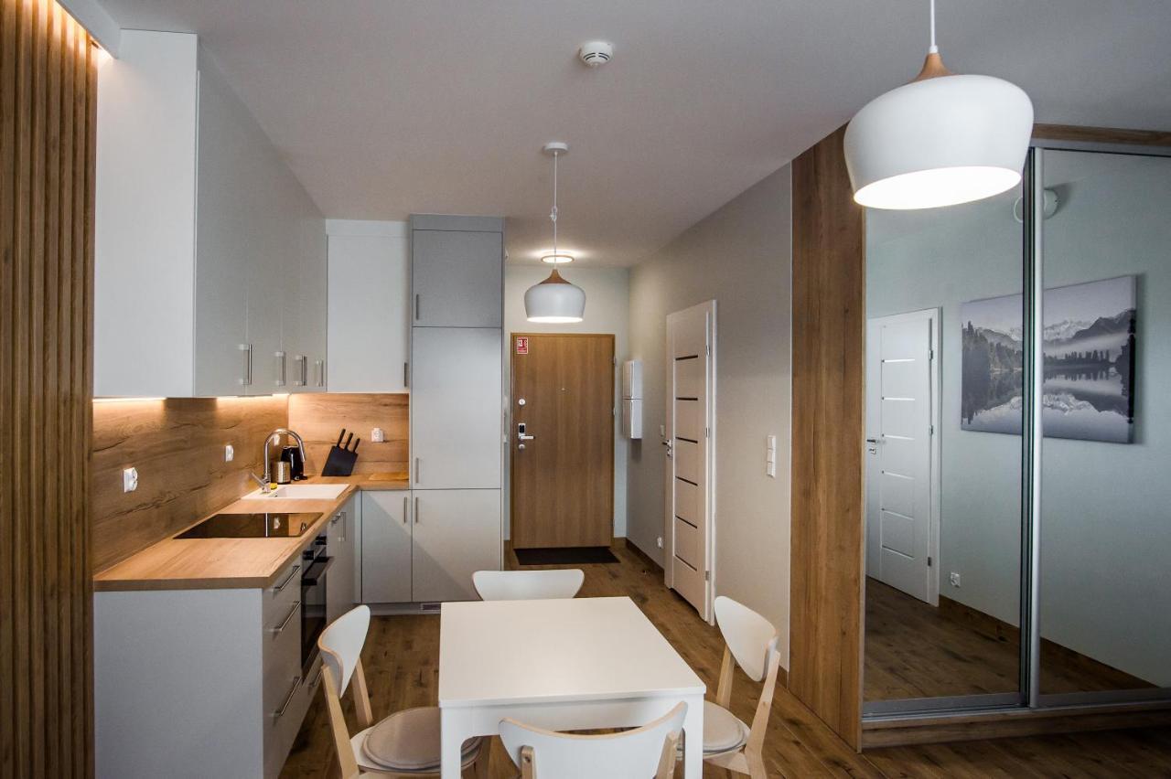 Shipyard Gdansk Apartment - Free Private Parking Exterior photo